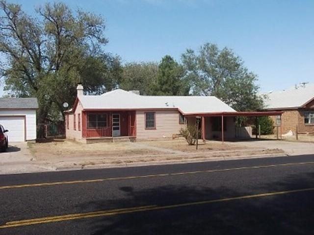 212 E Sanger St, Hobbs, NM 88240 - photo 1