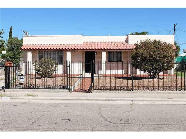 7515 Acapulco Ave, El Paso, TX 79915 - photo 1
