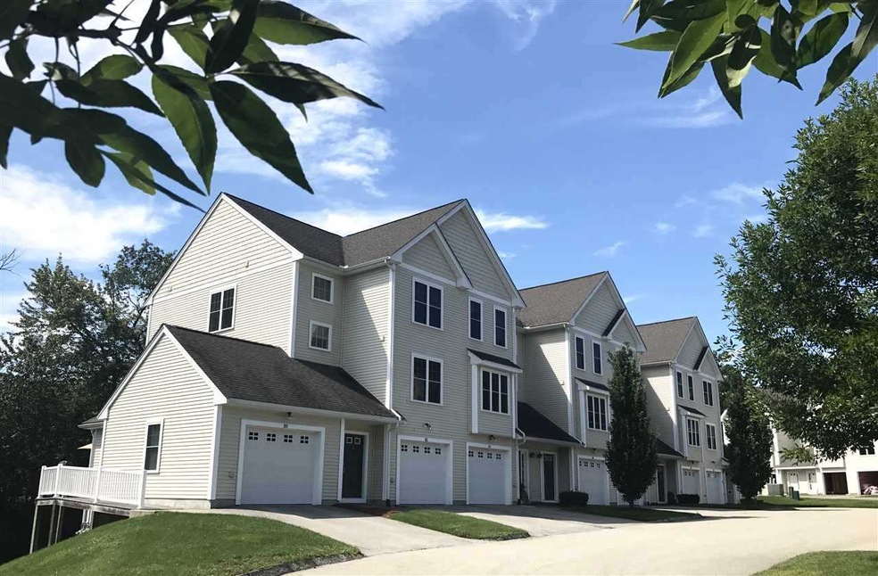 25 Bennett St unit 25, Nashua, NH 03064 - photo 1