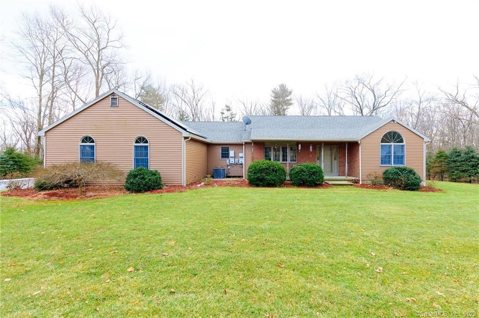 64 Fox Hill Rd, Pomfret Center, CT 06259 - photo 1