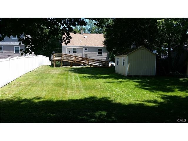 39 Lovatt St, Norwalk, CT 06851 - photo 1