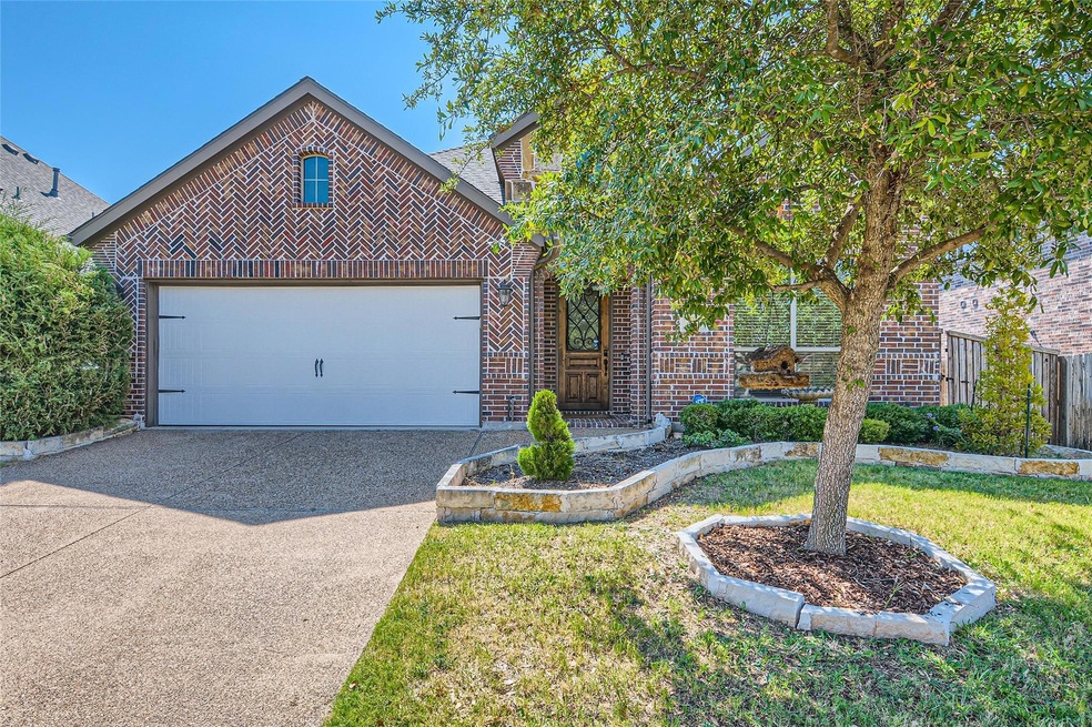411 Fairway Bluff Dr, Wylie, TX 75098 - photo 1