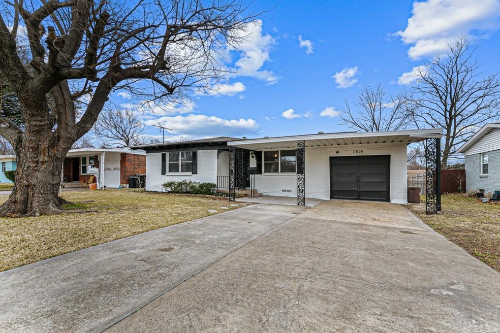 Sold • Co-Listing Agent