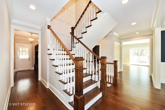 749 S Berkley Ave, Elmhurst, IL 60126 - photo 1