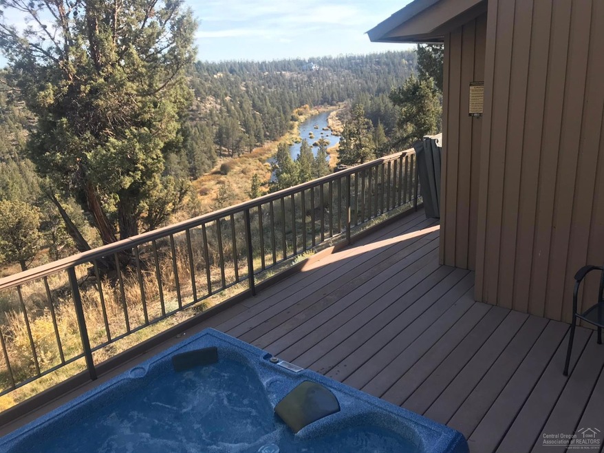 2240 Snowgoose Dr, Redmond, OR 97756 - photo 1