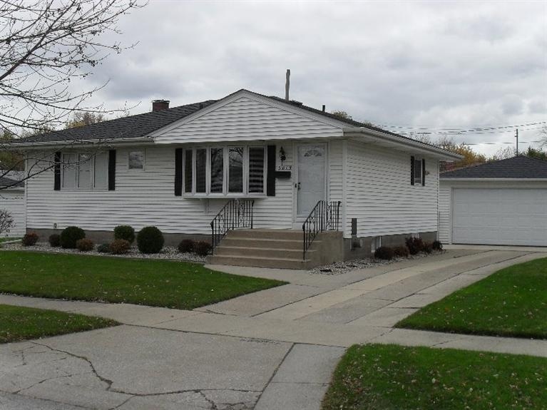 3019 Eder St, Highland, IN 46322 - photo 1