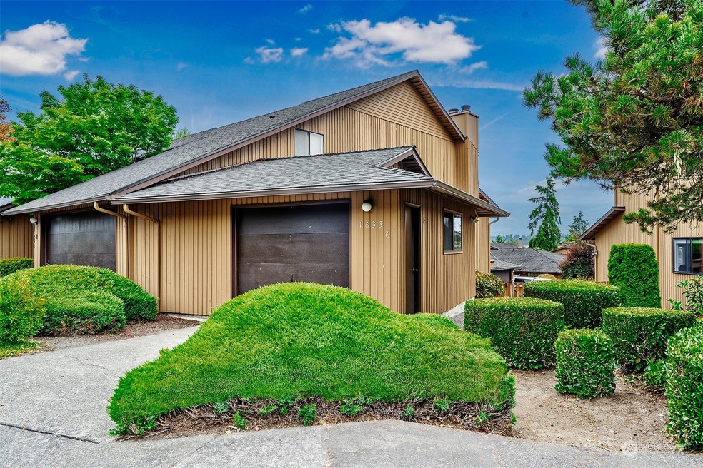 Condo Garage, Driveway Parking and New Roof