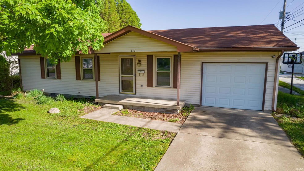 330 Dearborn St, Tipton, IN 46072 - photo 1