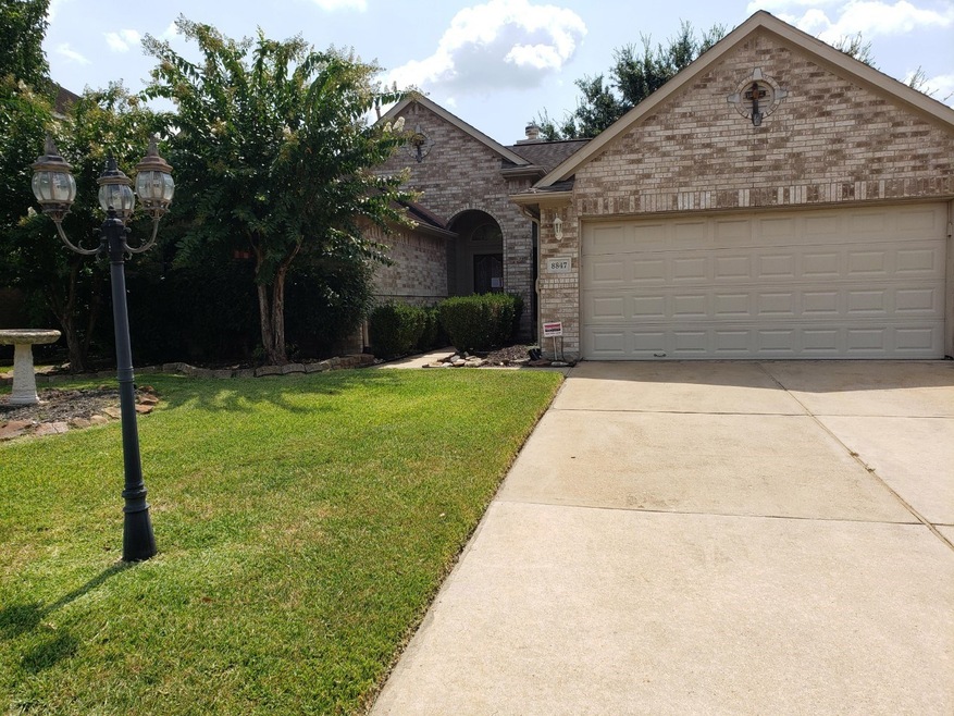 8847 Catawissa Dr, Houston, TX 77095 - photo 1