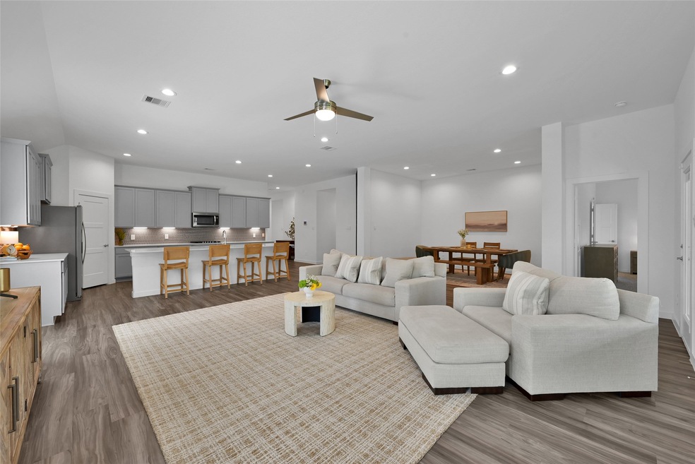 14304 Yellow Hawthorn Ct, Shenandoah, TX 77384 - photo 1