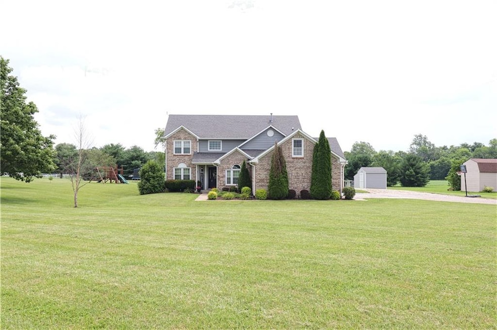 893 N 100 W, Franklin, IN 46131 - photo 1