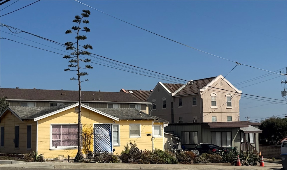192 N 7th St, Grover Beach, CA 93433 - photo 1