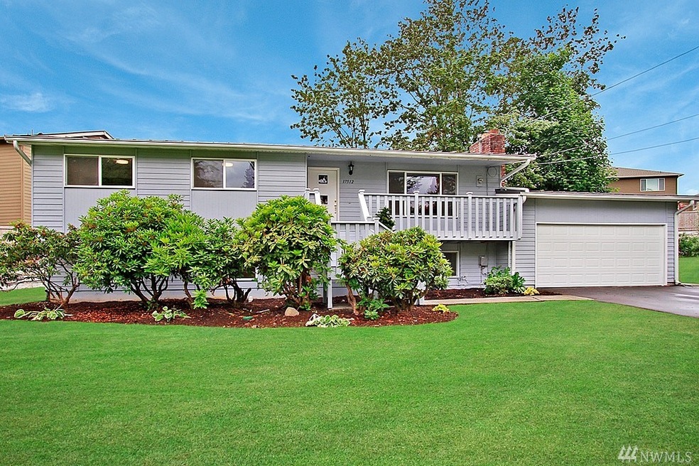 17512 Clover Rd, Bothell, WA 98012 - photo 1