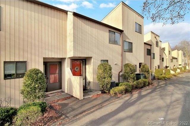 100 Hope St unit 17, Stamford, CT 06906 - photo 1