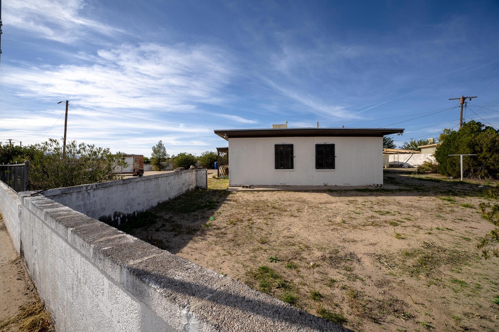 651 Tampico Dr, El Paso, TX 79915 - photo 1