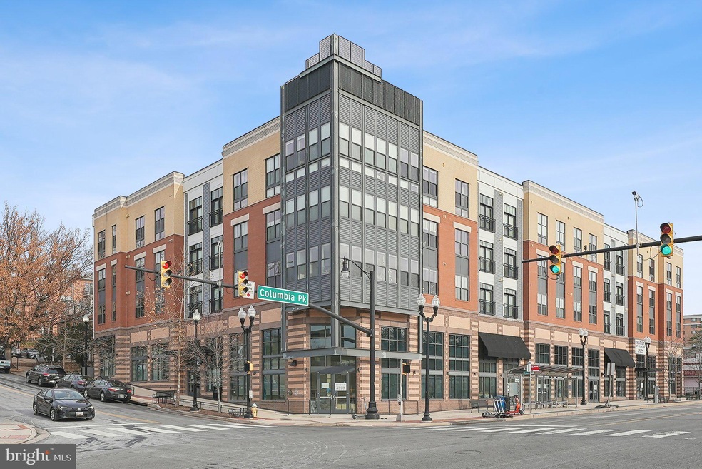 Sold $330,000 • Co-Listing Agent