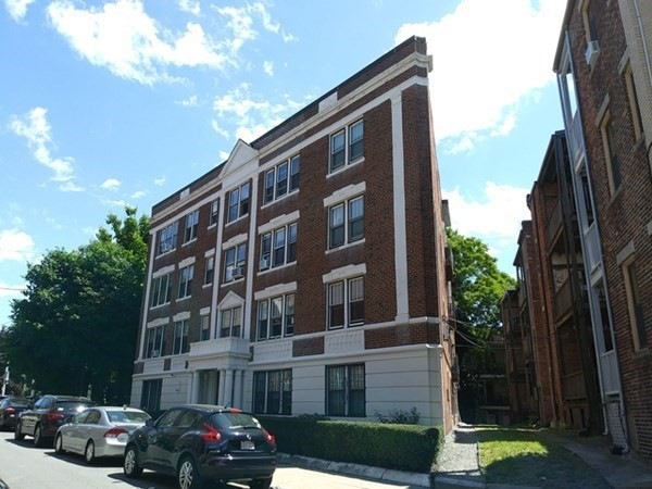 21 Sutherland Rd unit 22, Brighton, MA 02135 - photo 1