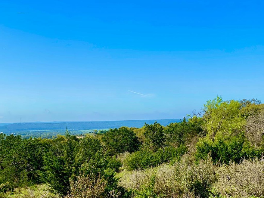 56 S Cielo Vista Ct unit 6, Fredericksburg, TX 78624 - photo 1