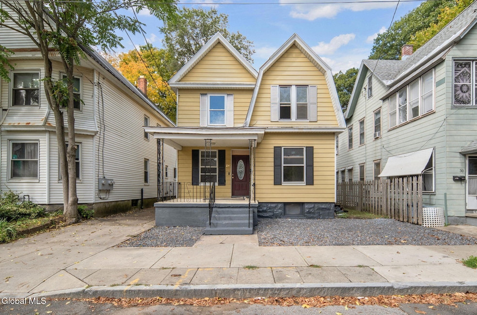 28 Mynderse St, Schenectady, NY 12307 - photo 1