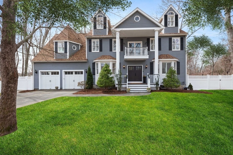 Sold $1,660,000 • Co-Listing Agent