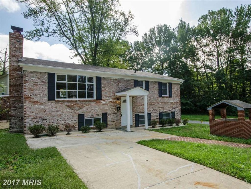 7027 Canyon Dr, Capitol Heights, MD 20743 - photo 1