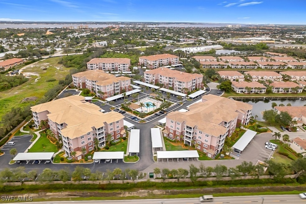 Aerial view of Majestic Palms with the Caloosahatc