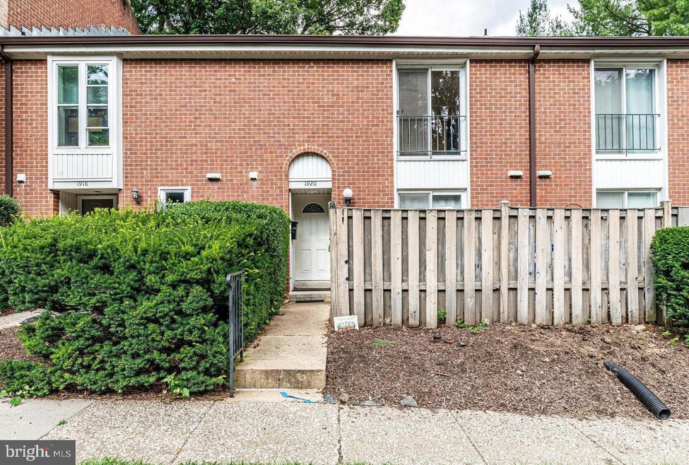 1920 Greenhaven Dr, Baltimore, MD 21209 - photo 1