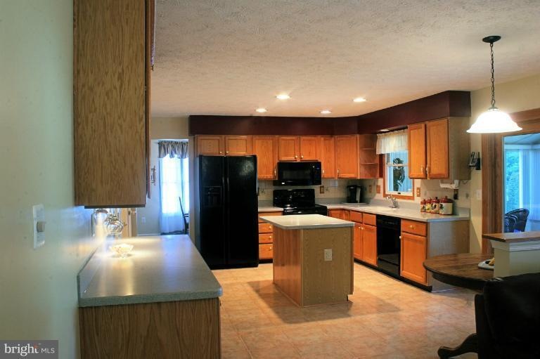 6129 Golden Bell Way, Columbia, MD 21045 - photo 1