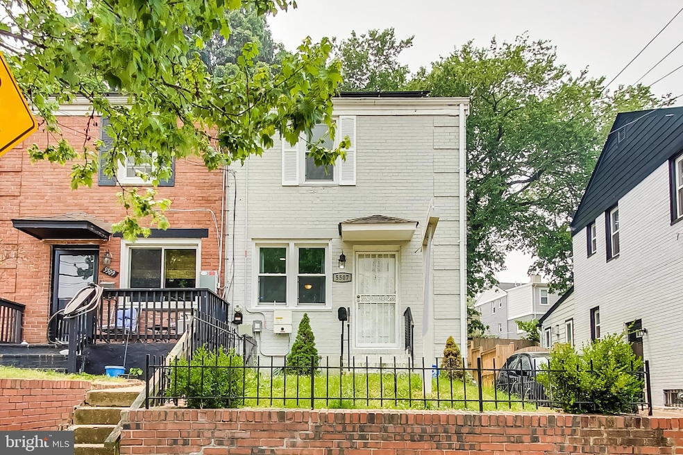 5507 Bass Place SE, Washington, DC 20019 - photo 1