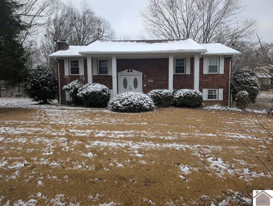 359 Drawbridge Trace, Paducah, KY 42003 - photo 1