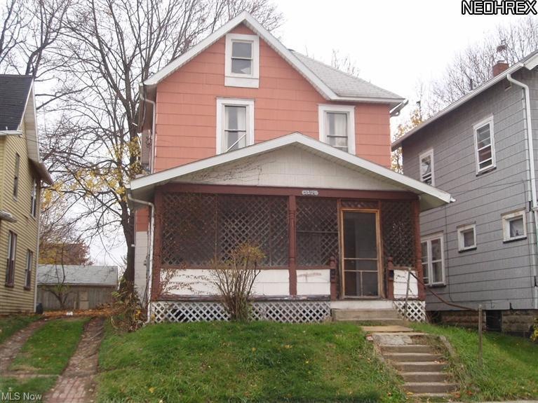 1134 Plain Ave NE, Canton, OH 44704 - photo 1