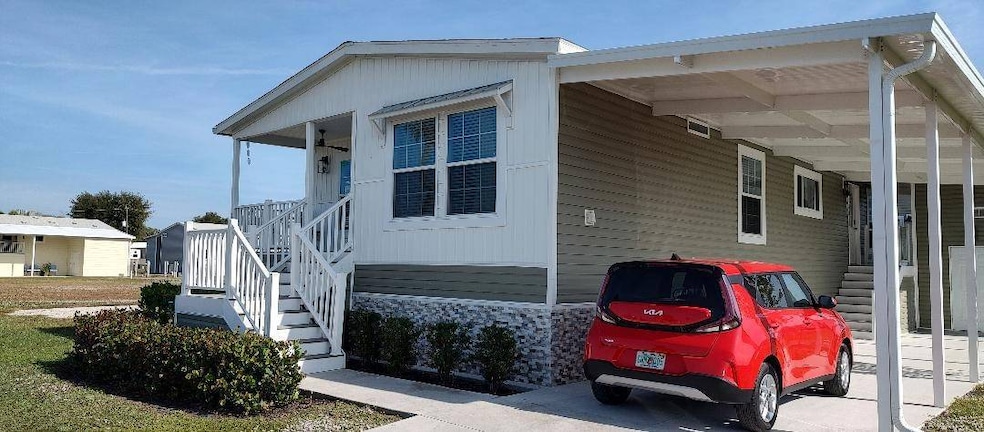 16613 Gardenia Dr, Fort Myers, FL 33908 - photo 1