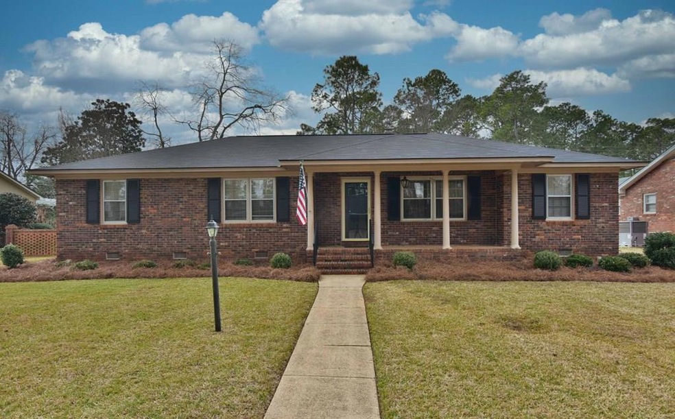 1913 Robinhood Rd, Albany, GA 31707 - photo 1