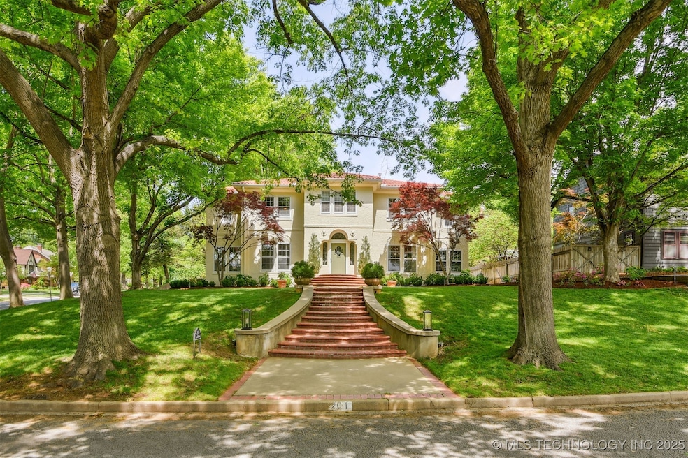 Elegant four bedroom, 3.5 bathroom home in desirab
