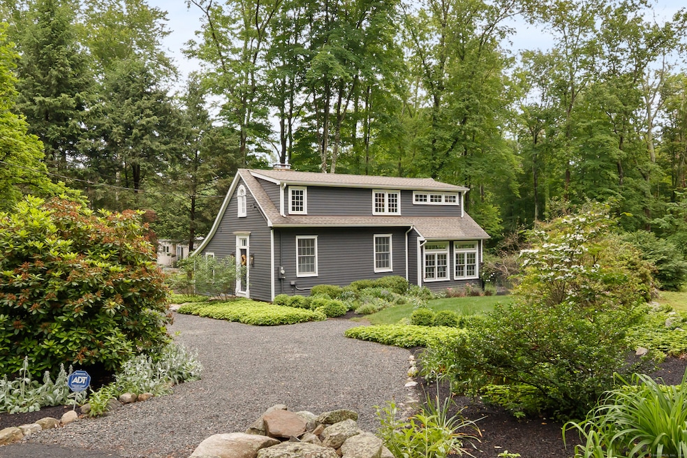 47 Godfrey Rd W, Weston, CT 06883 - photo 1