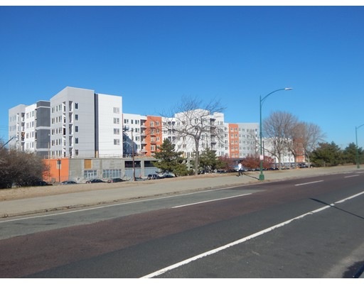 660 Ocean Ave unit 401, Revere, MA 02151 - photo 1