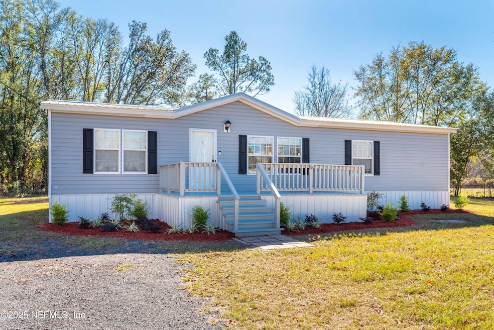 11842 Garden Way, Sanderson, FL 32087 - photo 1