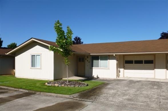 604 SW Sunwood Way, Grants Pass, OR 97526 - photo 1