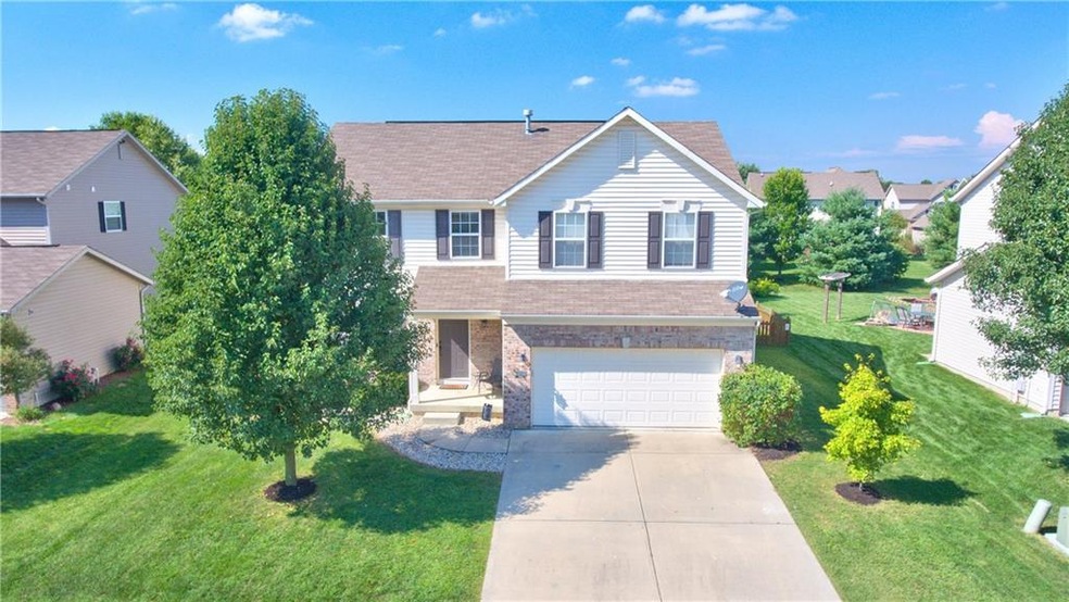 5688 Yorktown Trace, Plainfield, IN 46168 - photo 1