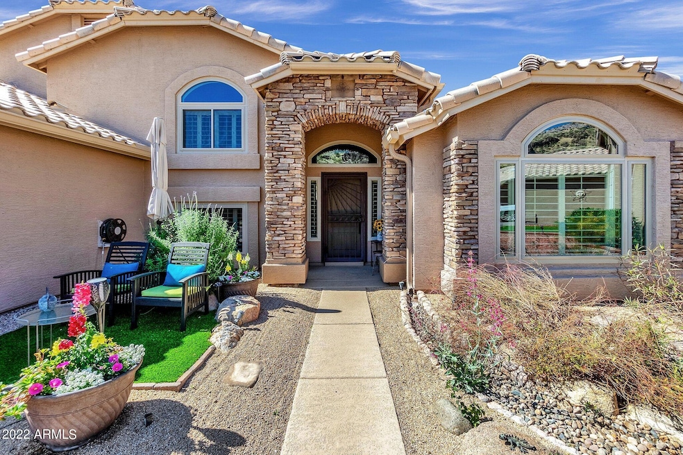 2221 E Rockledge Road