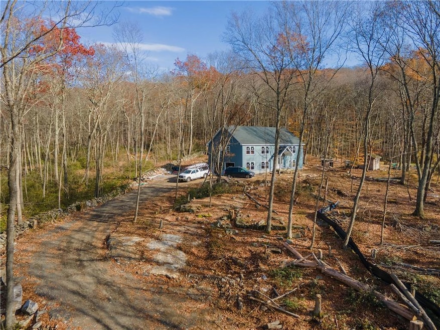 116 Smalley Corners Rd, Carmel Hamlet, NY 10512 - photo 1