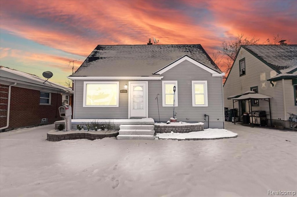 4123 Lafayette Blvd, Lincoln Park, MI 48146 - photo 1