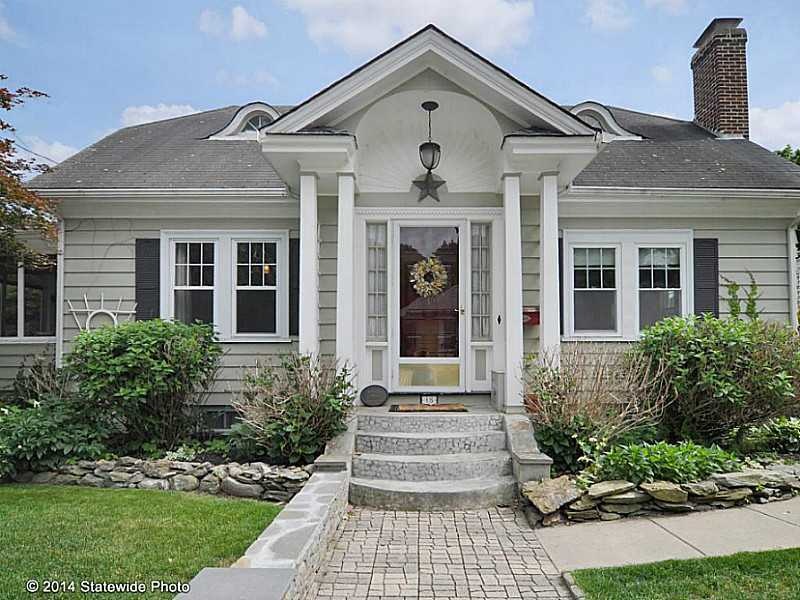 15 Myrtle Ave, Riverside, RI 02915 - photo 1
