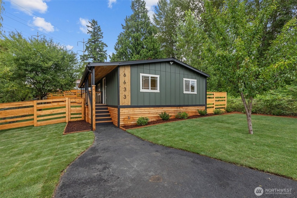 6633 S 118th St, Seattle, WA 98178 - photo 1
