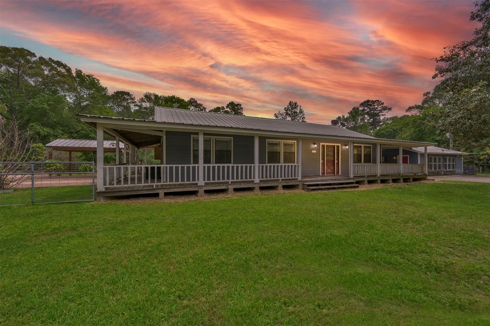 31738 Pleasant Valley Rd, Magnolia, TX 77354 - photo 1