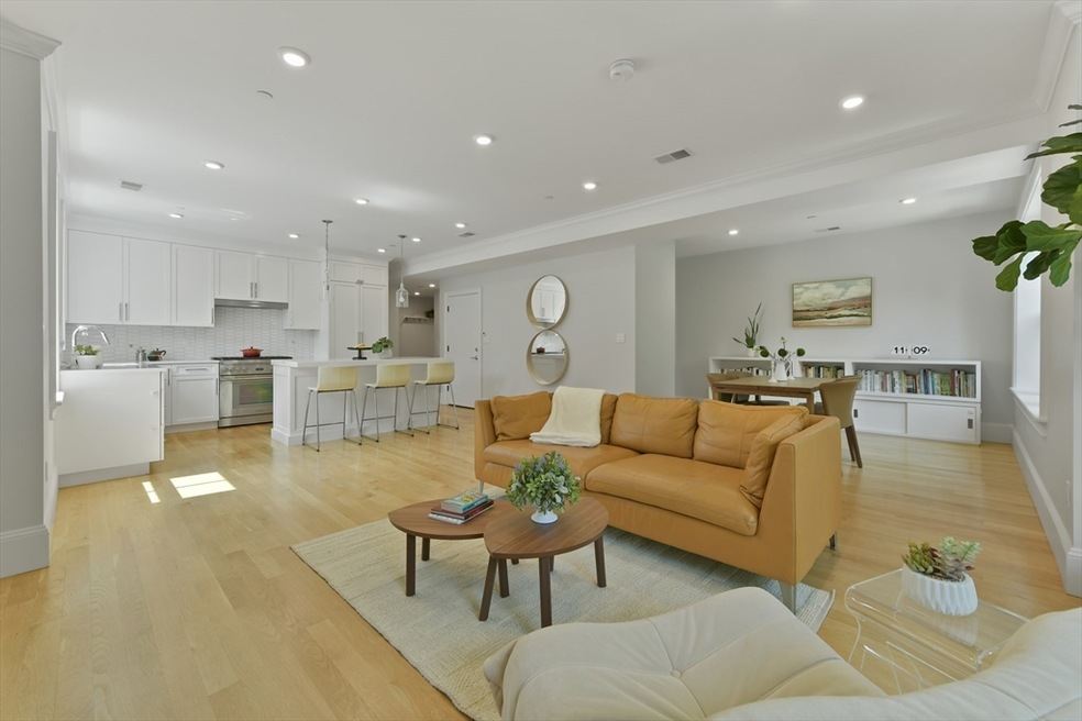 59 Addington Rd unit 3, Brookline, MA 02445 - photo 1