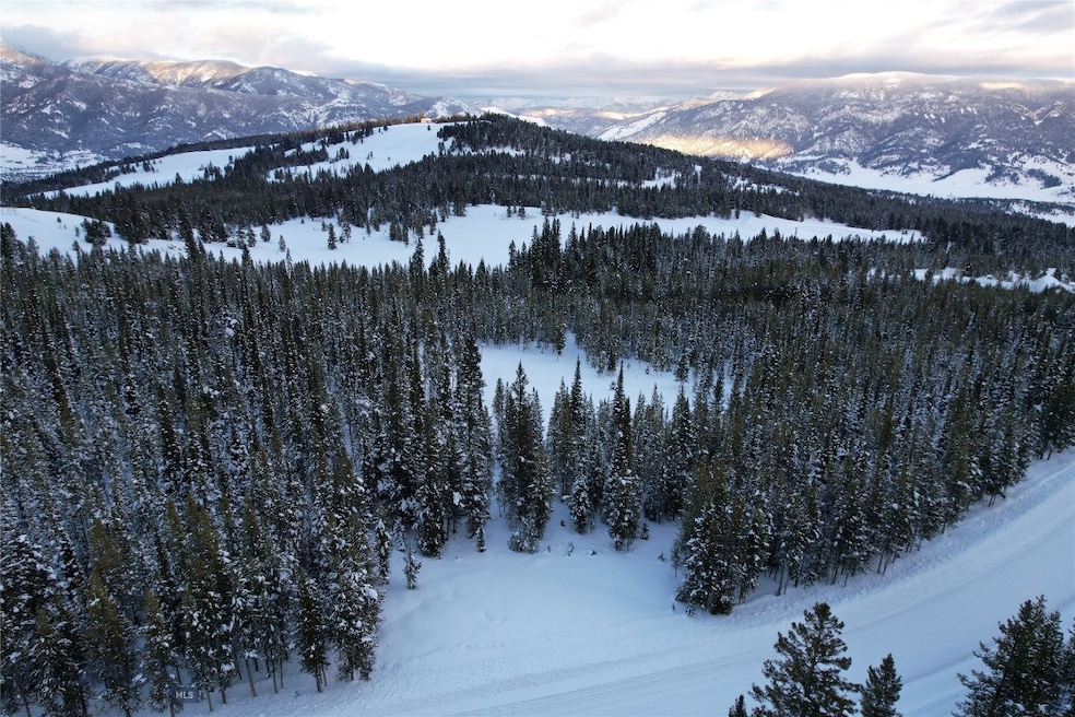 Beautiful views of the Gallatin Range to the south