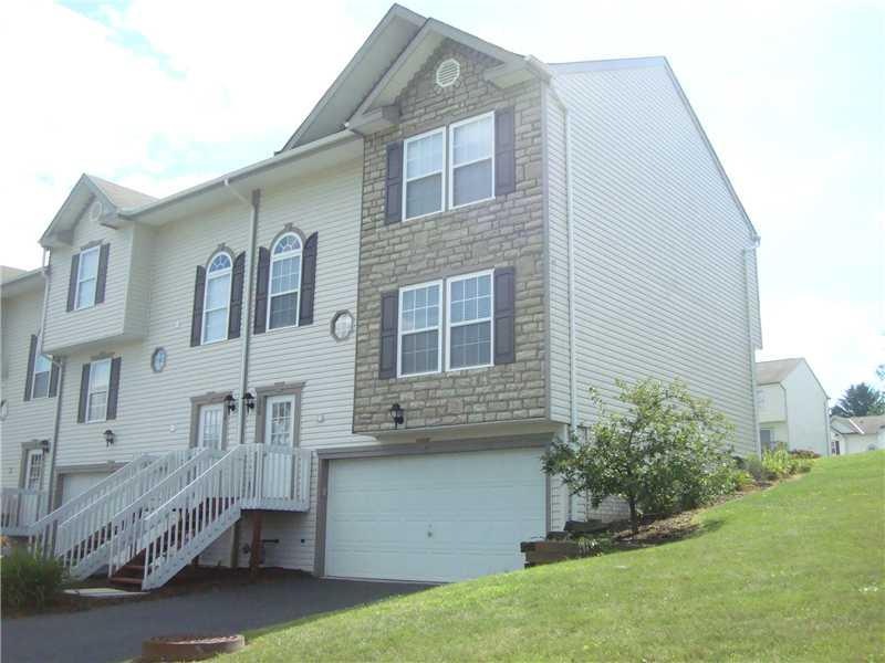 Exterior Front. WELCOME HOME Gorgeous End Unit/Sto