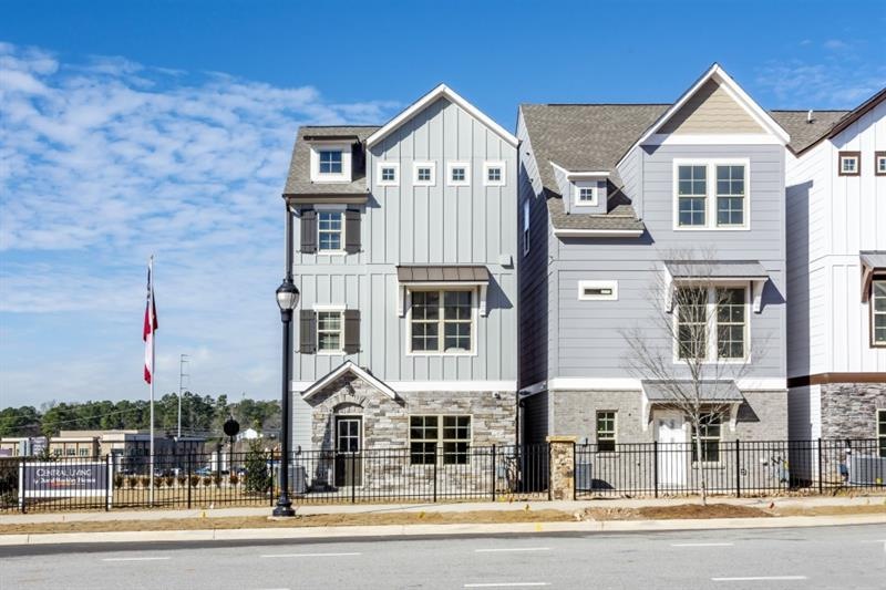 1001 Kirkland Cir, Smyrna, GA 30080 - photo 1