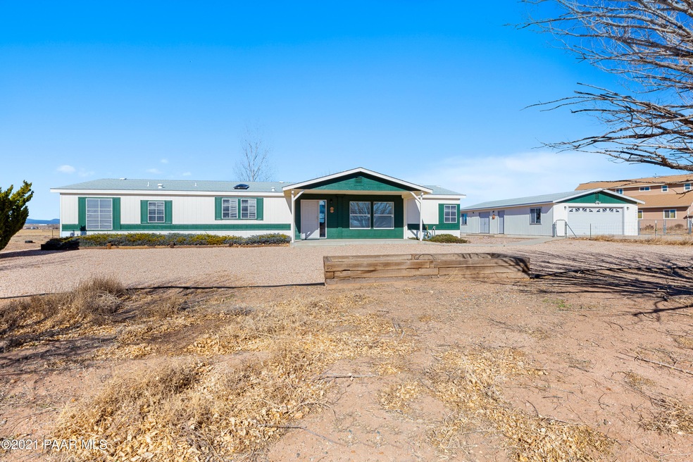 25400 N Feather Mountain Rd, Paulden, AZ 86334 - photo 1